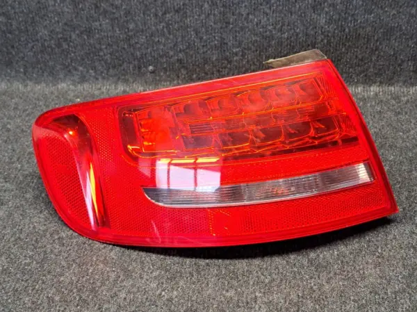 Rücklicht links Audi A4 B8