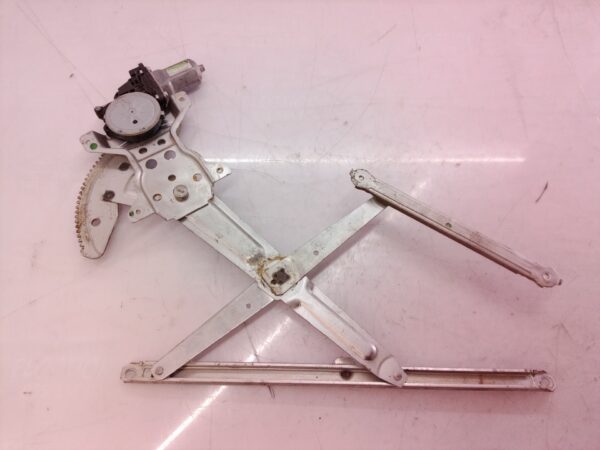 Fensterhebermotor hinten rechts SUZUKI ALTO VII 2009-2025 83560M63J00
