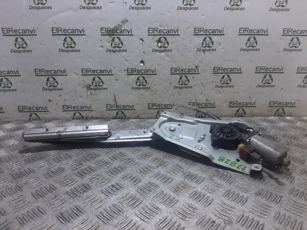 Fensterhebermotor hinten links DAIHATSU SIRION  2005-2025 2621002460