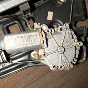 Fensterhebermotor vorne links FORD ESCORT VI Turnier 1995-1999 0531823404