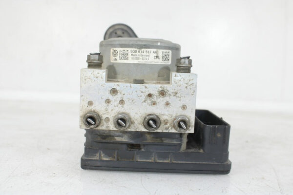 ABS Steuergerät HYUNDAI TRAJET 2001-2008 589103A100