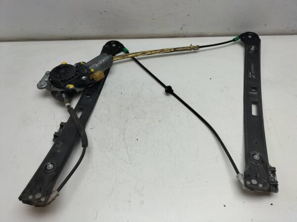Fensterhebermotor vorne links MERCEDES-BENZ (W639) 111 CDI 2003-2025 6395406809