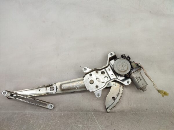 Fensterhebermotor vorne rechts DAIHATSU SIRION 1998-2000 8571097201