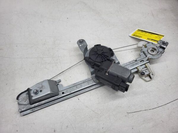 Fensterhebermotor hinten links RENAULT SCÉNIC II 2003-2010 402049E