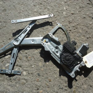 Fensterhebermotor vorne links FORD FOCUS I Saloon 1999-2004 0130821756