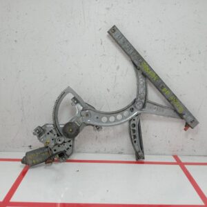 Fensterhebermotor rechts vorne VW PASSAT B3/B4 Variant 1990-1997 05075011