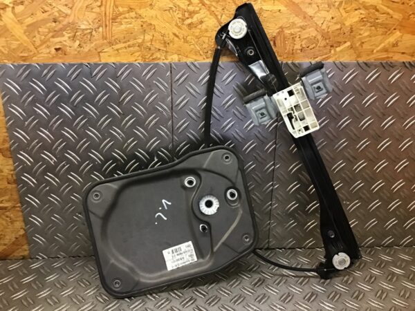 Fensterhebermotor vorne links SKODA FABIA II 2006-2014 5J1837401B
