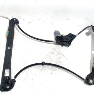 Fensterhebermotor vorne links  VW GOLF VII  2012-2020 0130822379
