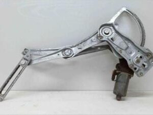 Fensterhebermotor vorne links MERCEDES-BENZ E-CLASS (W210) 1995-2003 0130821670