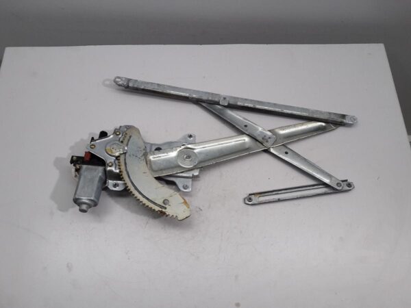 Fensterhebermotor vorne links  SAAB 9-5 Estate 2006-2009 117996XXX