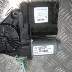 Fensterhebermotor vorne links VW TOURAN 2003-2010 8201010926