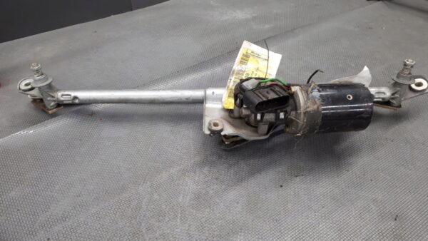Scheibenwischermotor vorne OPEL ASTRA G Estate 1998-2000 0390241182