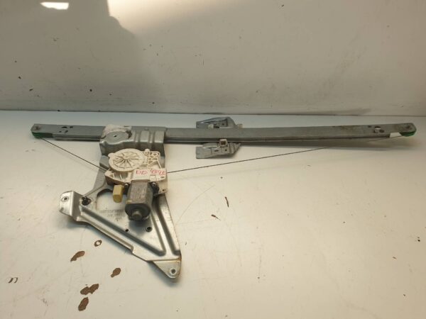 Fensterhebermotor vorne rechts MERCEDES-BENZ SPRINTER 2009-2016 A9067200146RH