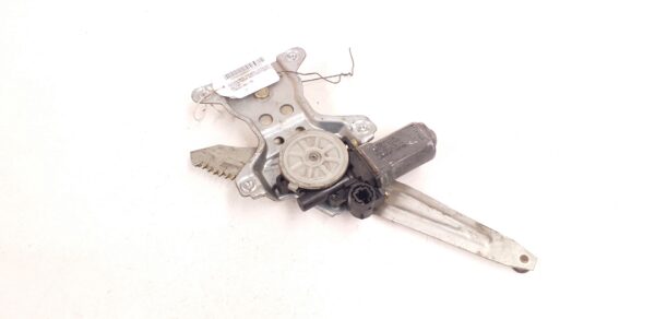 Fensterhebermotor hinten rechts TOYOTA YARIS 2008-2011 8572052030