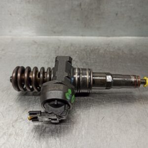 Injektor SKODA OCTAVIA II Combi  2006-2013 038130073BQ