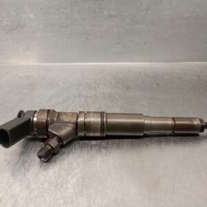 Injektor BMW 7 (E65, E66, E67)  2002-2005 7789661