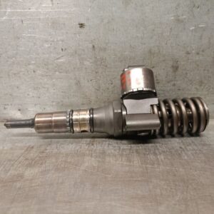 Injektor VW GOLF PLUS V 2005-2013 0414720404