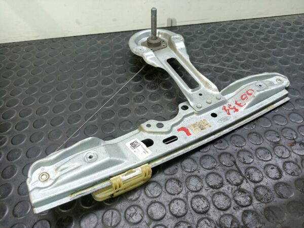 Fensterhebermotor hinten links FORD FOCUS 2010-2020 V924132104