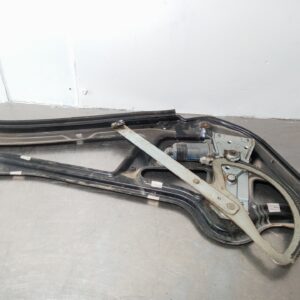 Fensterhebermotor vorne rechts MERCEDES SPRINTER 0130821734