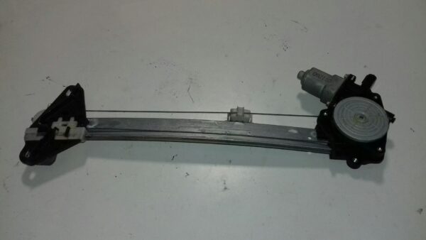 Fensterhebermotor hinten rechts HONDA CR-V III CM012330