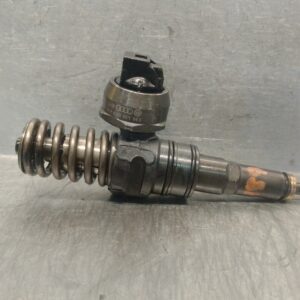 Injektor VW TOURAN  2005-2010 0414720214