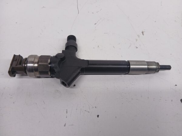Injektor MAZDA 5 2005-2010 786006K08052