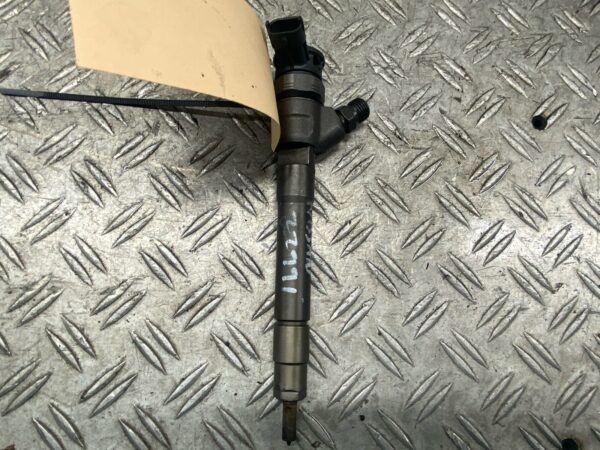 Injektor NISSAN QASHQAI 2011-2013 0445110