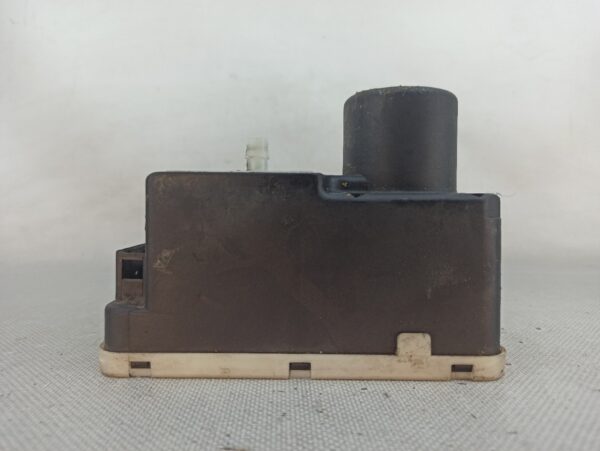 Zentralverriegelung Pumpe VW POLO 1999-2001 6N0962257A