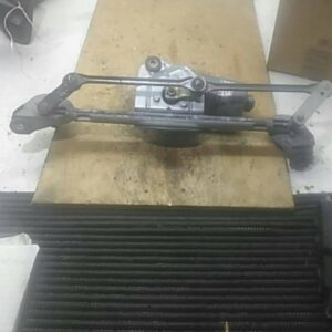 Scheibenwischermotor vorne TOYOTA YARIS 1999-2005 85110-0D020