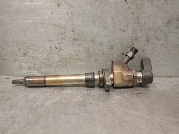 Injektor FORD FOCUS C-MAX 2003-2007 9657144580