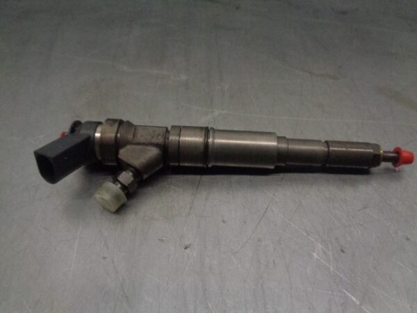 Injektor BMW 3 (E90)  2004-2012 0445110131