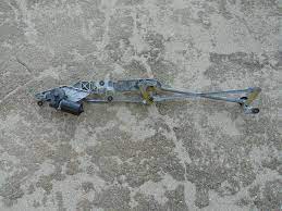 Wischermotor vorne NISSAN ALMERA TINO 2003-2006 0390241373