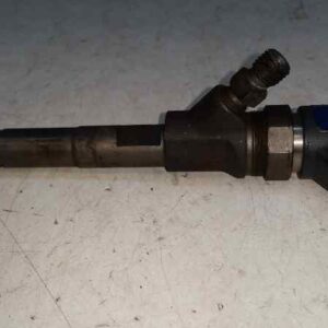 Injektor TOYOTA YARIS 2005-2012 236700N010