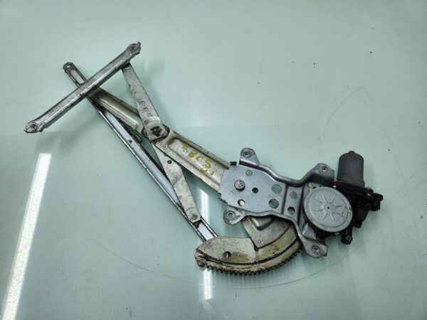 Fensterhebermotor vorne links SUZUKI SX4 8353063J01