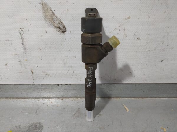 Injektor RENAULT LAGUNA II Grandtour 2001-2007 7700111014