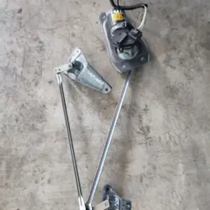 Wischermotor vorne PEUGEOT PARTNER 1996-2025 964421078001