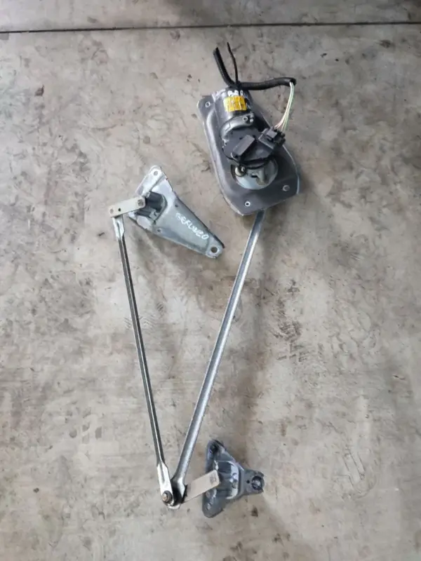 Wischermotor vorne PEUGEOT PARTNER 1996-2025 964421078001