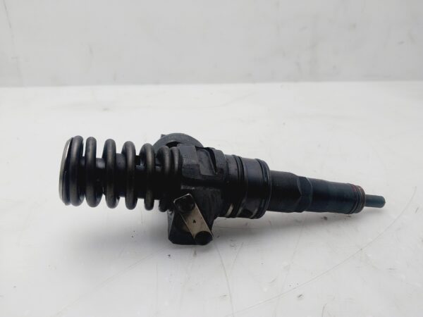 Injektor SEAT ALHAMBRA 2000-2010 038130073AK