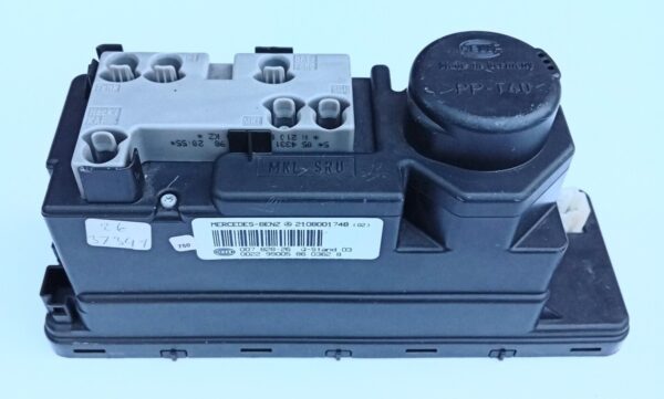 Zentralverriegelung Pumpe MERCEDES E-KLASSE (W210) 99-02 2108001748