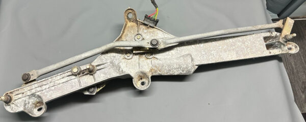 Wischermotor vorne MERCEDES-BENZ S-CLASS (W220) 1998-2005 0390241435