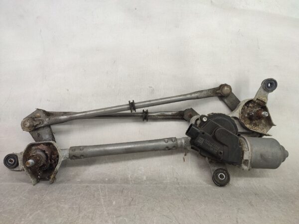 Scheibenwischermotor vorne SUBARU IMPREZA Hatchback  86511FG010