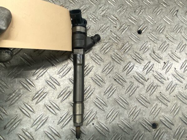 Injektor NISSAN QASHQAI 2011-2013 0445110