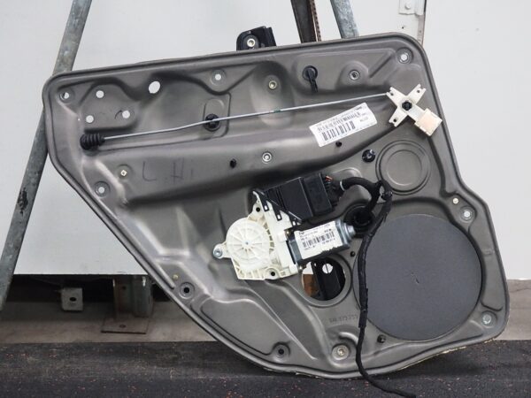 Fensterhebermotor hinten rechts SKODA OCTAVIA II Combi 2004-2013 1K0959704B