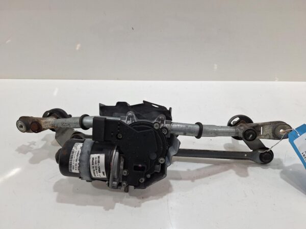 Scheibenwischermotor vorne HYUNDAI ix20 2010-2019 981001P900