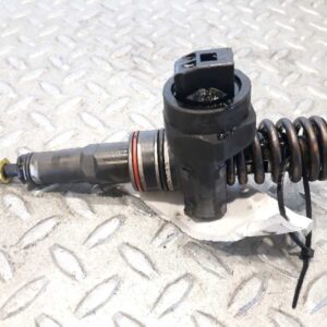 Injektor AUDI A4 B5 1995-2000 038130073F