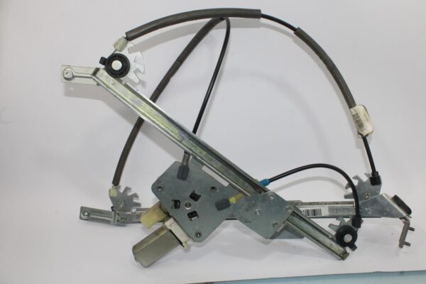 Fensterhebermotor vorne links BMW 1 (E87) 2003-2013 6978845