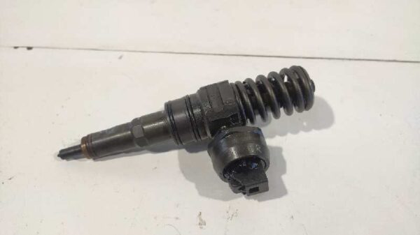 Injektor SEAT LEON  2005-2013 036130073BN