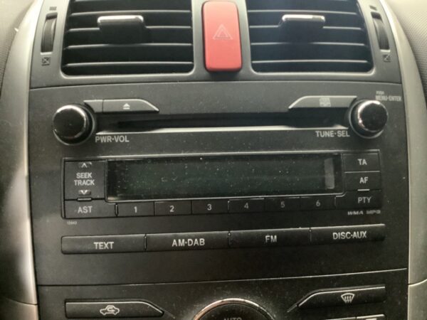 Autoradio TOYOTA AURIS 2010-2012 8612002F40