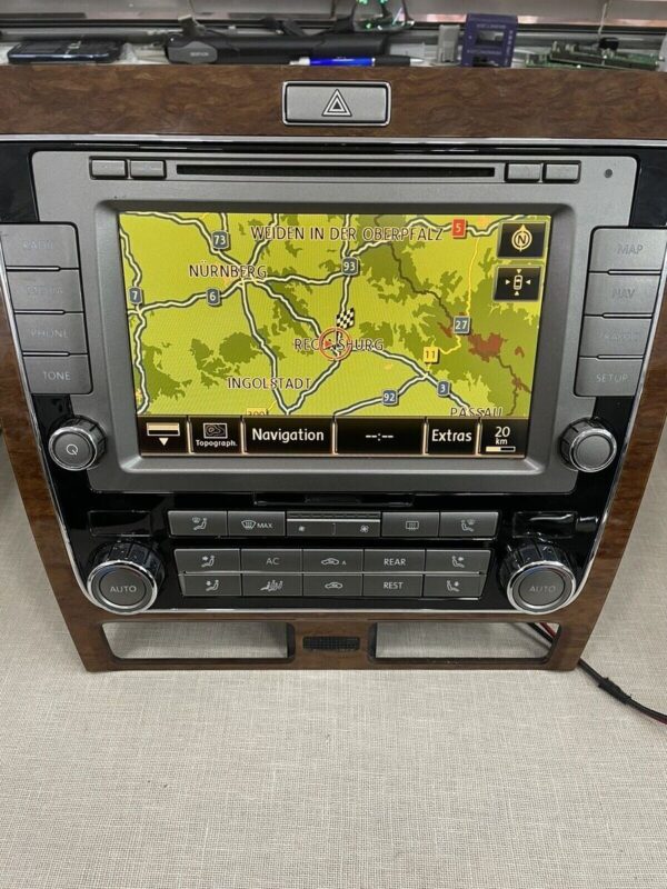 Autoradio VW VOLKSWAGEN PHAETON 2012 3D0035686A