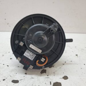 Gebläsemotor VW GOLF VI (5K1) 3C1820015L 3C0907521D